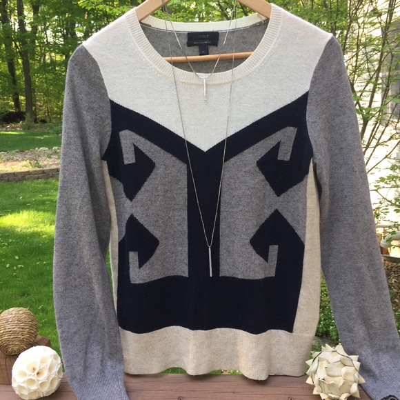 đź’• J. Crew patterned sweater w/ cashmere - Picture 1 of 3